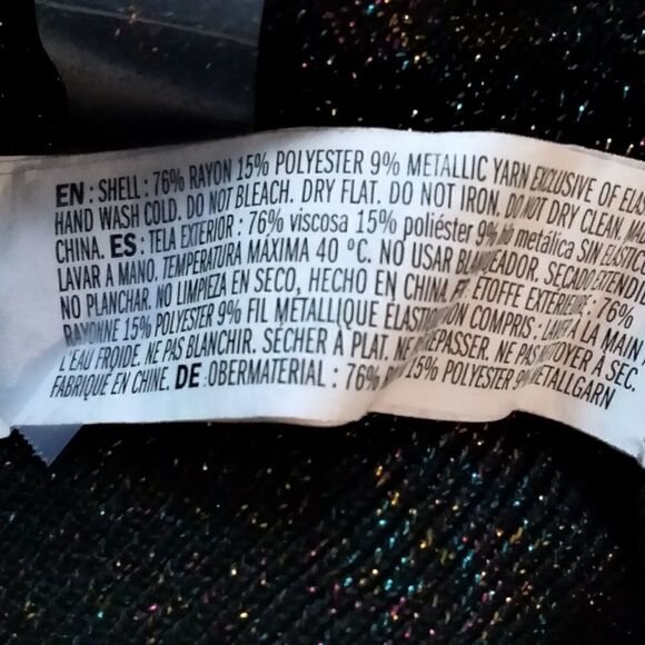 "Forever 21" woman's sweater  - Picture 7 of 7